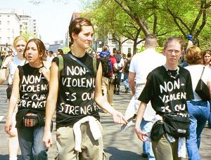 600px-Nonviolence_protesters-04-16-00